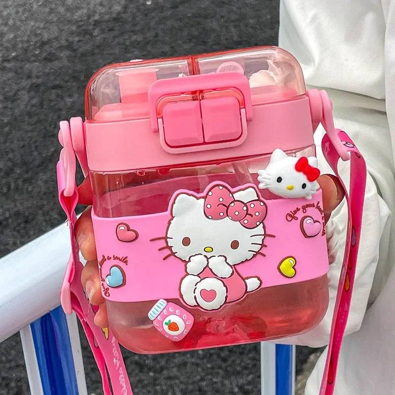 Sanrio-대용량 물병 600ml, 카와이 헬로 키티 쿠로미 시나모롤 투명 플라스틱 주전자 빨대 포함 휴대용 컵