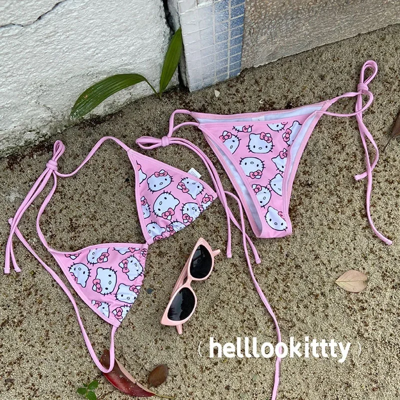 섹시한 헬로 키티 산리오 프린트 애니메이션 비키니, Yk2 비치 웨어, 서핑 비키니, 여성 수영복, 마이크로 티팬티 브라질 수영복 title=섹시한 헬로 키티 산리오 프린트 애니메이션 비키니, Yk2 비치 웨어, 서핑 비키니, 여성 수영복, 마이크로 티팬티 브라질 수영복 