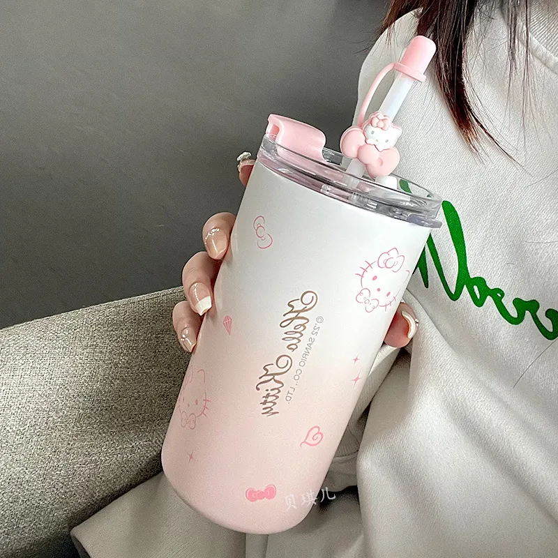 산리오 카와이 헬로키티 물컵 학생 만화 애니메이션 480ML 휴대용 빨대 직접 음료 보온병 컵 사무실 커피 컵 선물 title=산리오 카와이 헬로키티 물컵 학생 만화 애니메이션 480ML 휴대용 빨대 직접 음료 보온병 컵 사무실 커피 컵 선물 