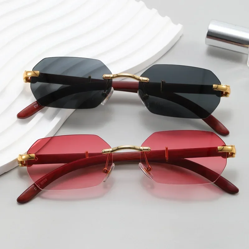 남성 여성을위한 트렌디 한 무테 선글라스 Frameless 직사각형 나무 프레임 선글라스 Retro Shades 여름 여행 안경 UV400