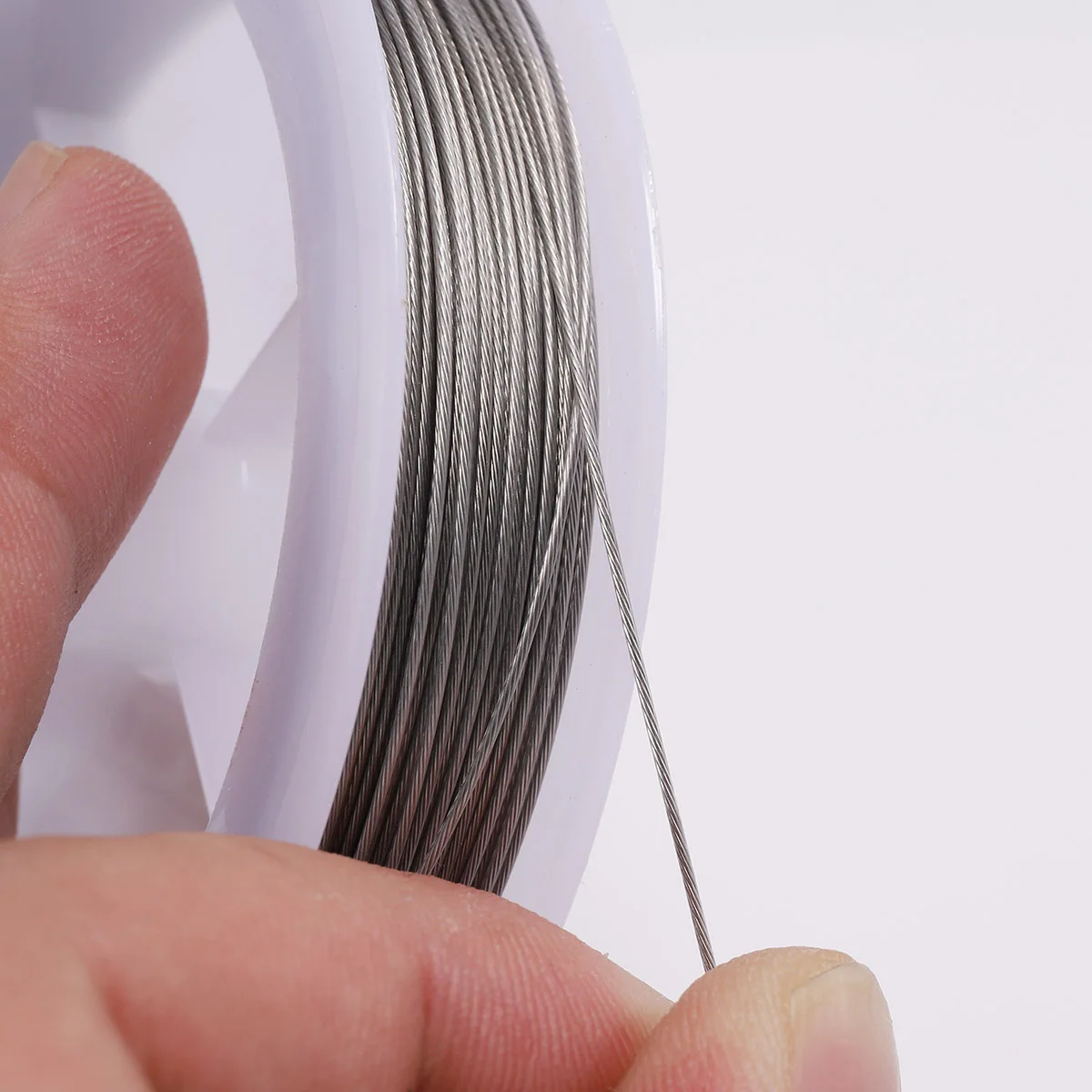 1 롤/많은 0.3-1.0mm 저항하는 강한 선 스테인리스 철사 호랑이 꼬리 구슬로 장식하는 철사 보석 만들기 찾기