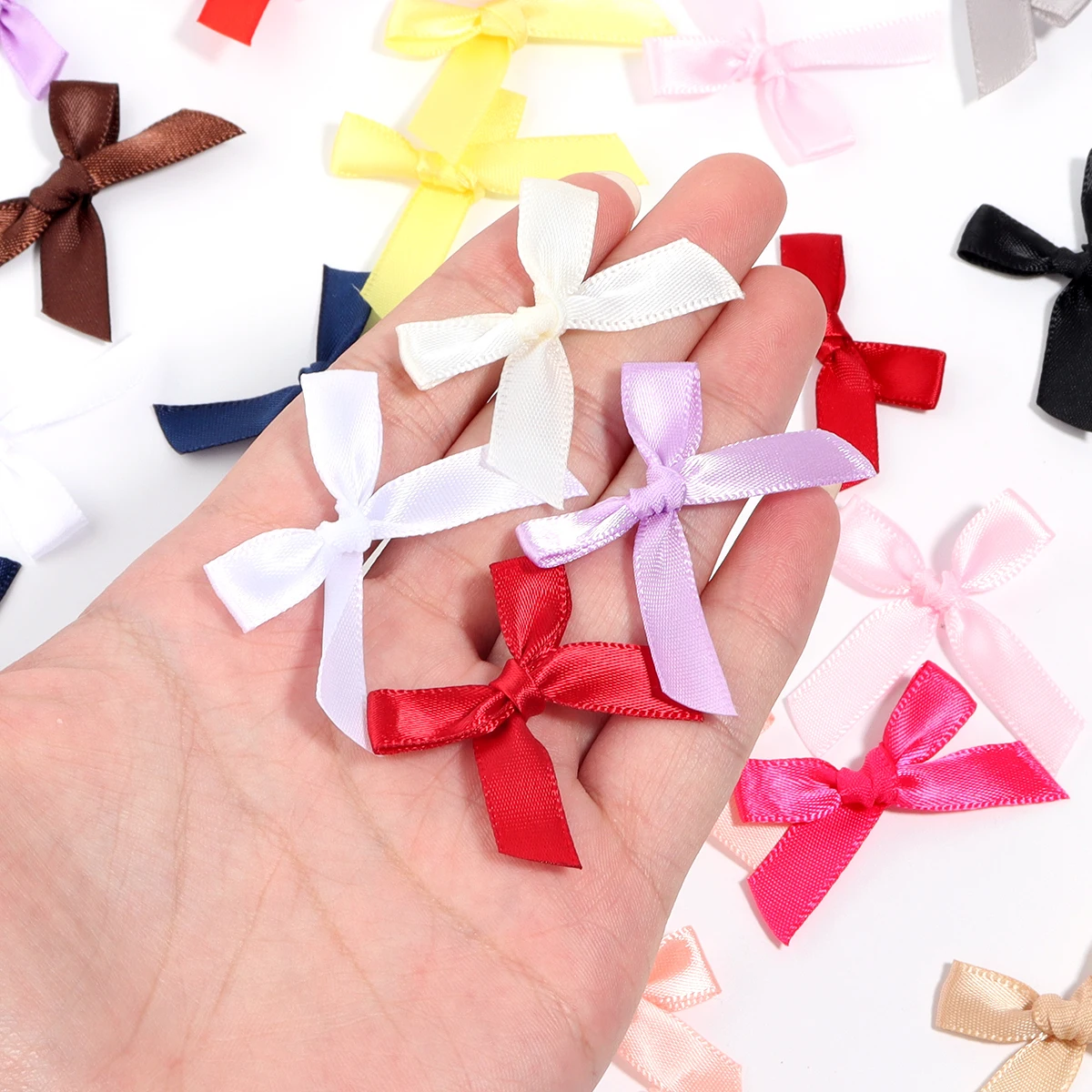 50 개/몫 4*3.5cm 신선한 핑크 리본 활 작은 크기 새틴 리본 활 꽃 공예 장식 세공 DIY 파티 장식