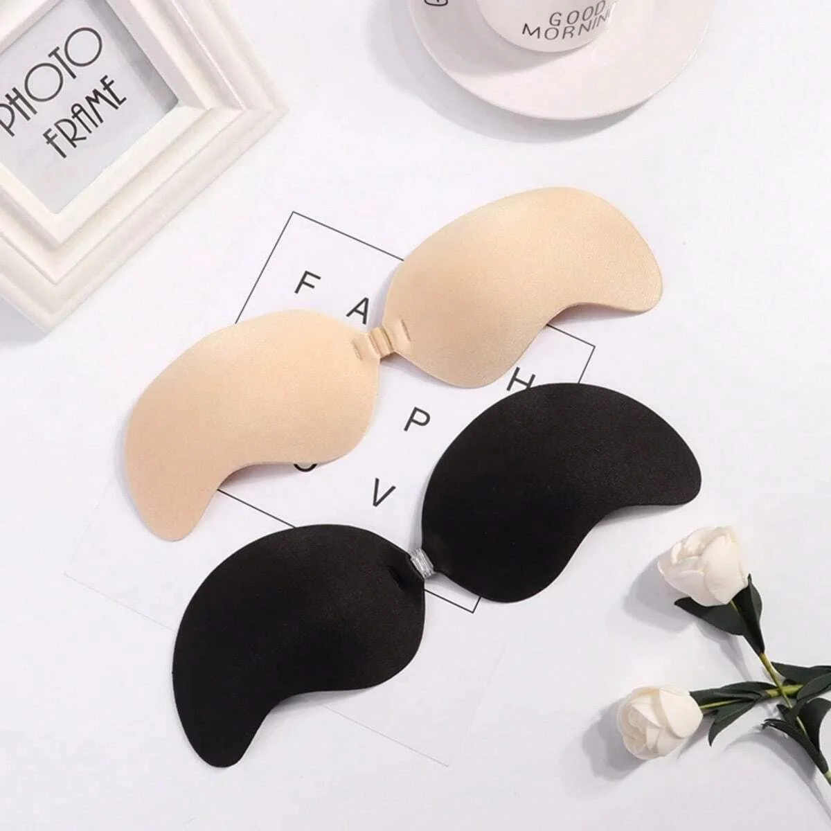 FINETOO 1 쌍 여성 보이지 않는 속옷 nubra 유방 패치 견인 색상 저자 극성 망고 컵 브래지어 실리콘 비 떨어지는 얇은