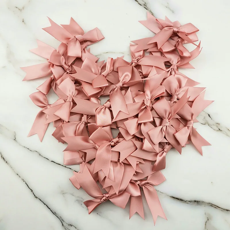 (50 개/갑) 85*85mm 신선한 핑크 리본 작은 새틴 리본 활 꽃 공예 장식 세공 DIY 파티 장식