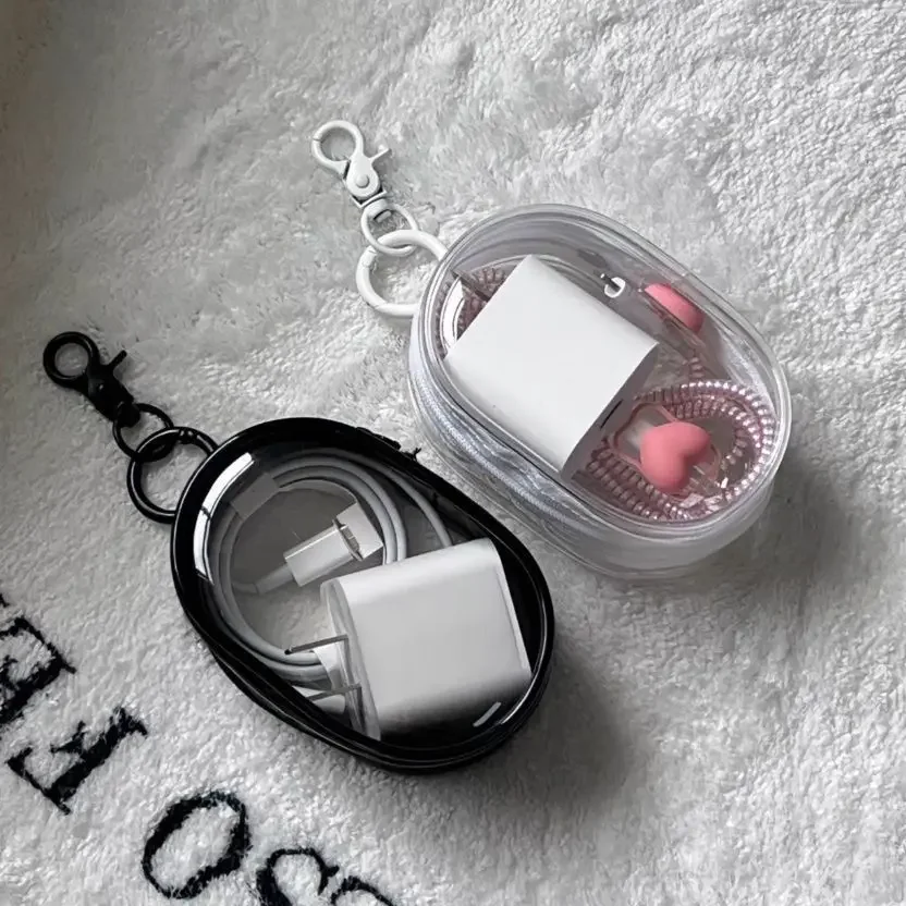 블랙 PVC 라운드 투명 화장품 가방 쥬얼리 보관 가방 휴대용 데이터 케이블 이어폰 동전 충전기 보관 가방 브랜드 뉴 title=블랙 PVC 라운드 투명 화장품 가방 쥬얼리 보관 가방 휴대용 데이터 케이블 이어폰 동전 충전기 보관 가방 브랜드 뉴 