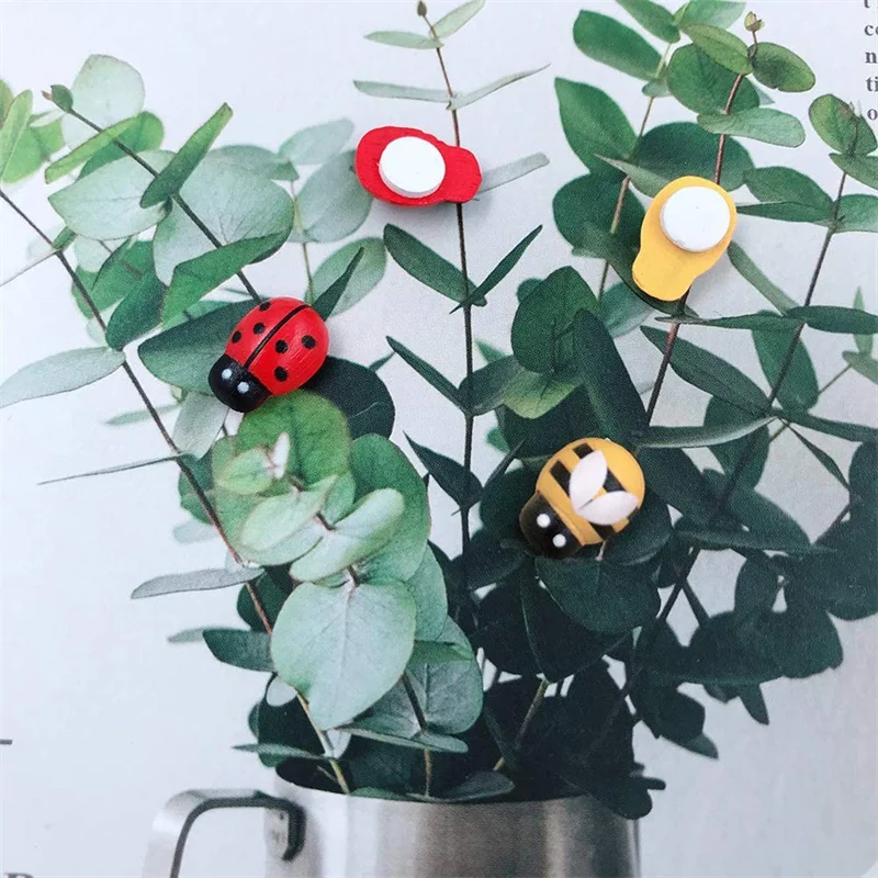 100pcs 작은 수지 꿀벌 무당 벌레 공예 정원 붉은 풍경 무당 벌레 장식 DIY 작은 동물 인형 장식 장식품