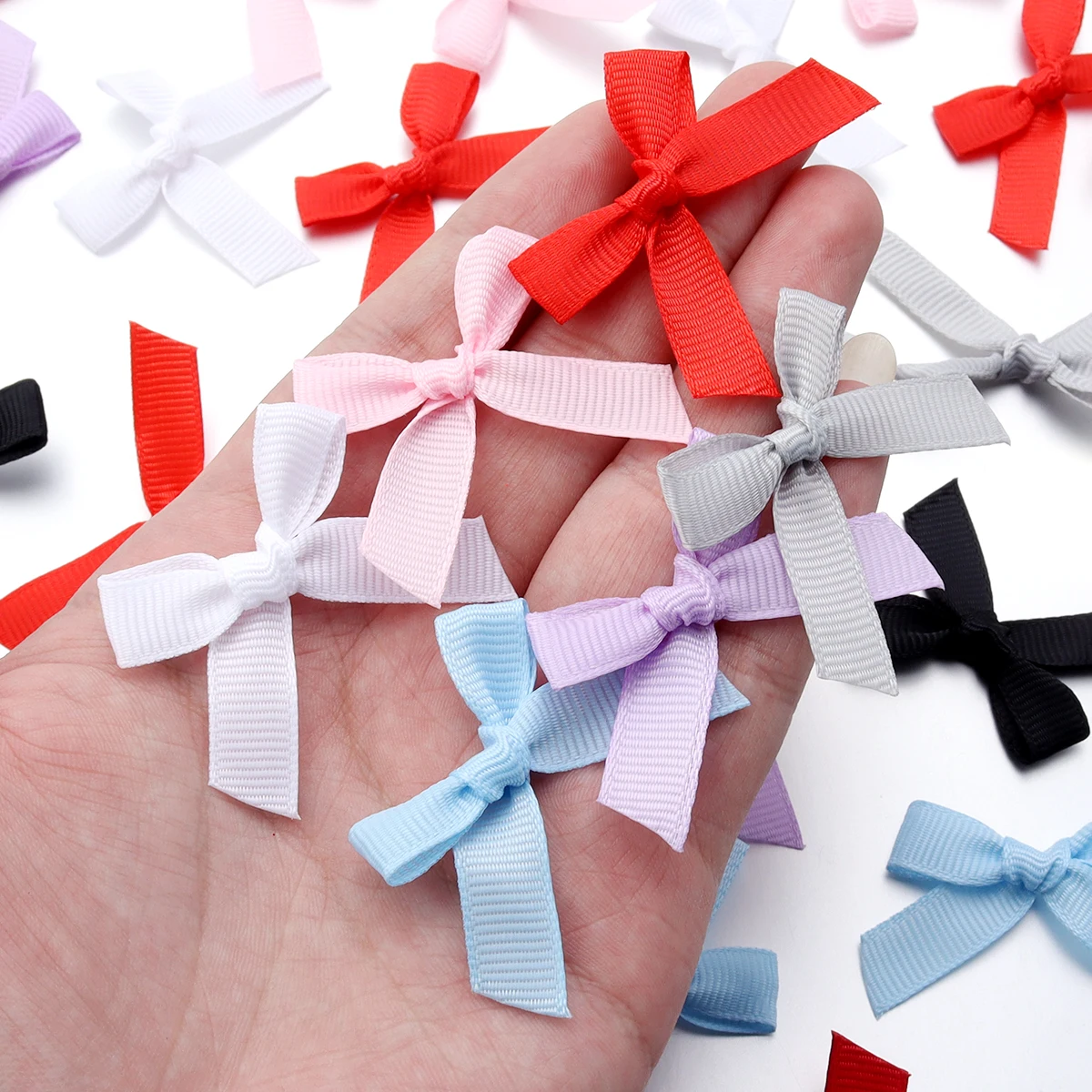 50 개/몫 4*3.5cm 신선한 핑크 리본 활 작은 크기 새틴 리본 활 꽃 공예 장식 세공 DIY 파티 장식