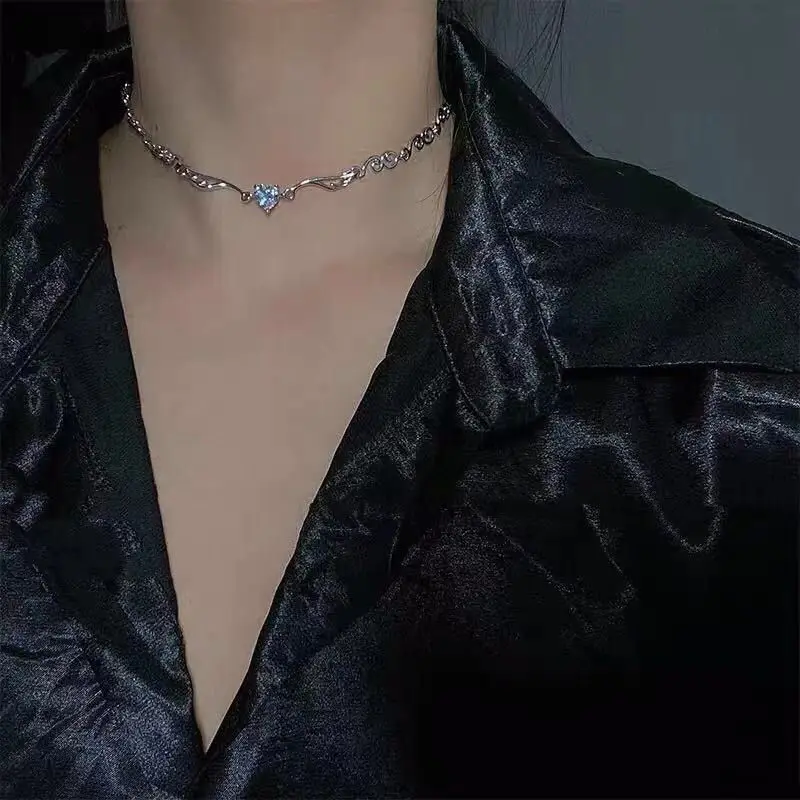 천사 날개 하트 모양 펜던트 목걸이 실버 컬러 5A 큐빅 지르코니아 미니멀리스트 스타일 쇄골 체인 여성과 소녀 쥬얼리