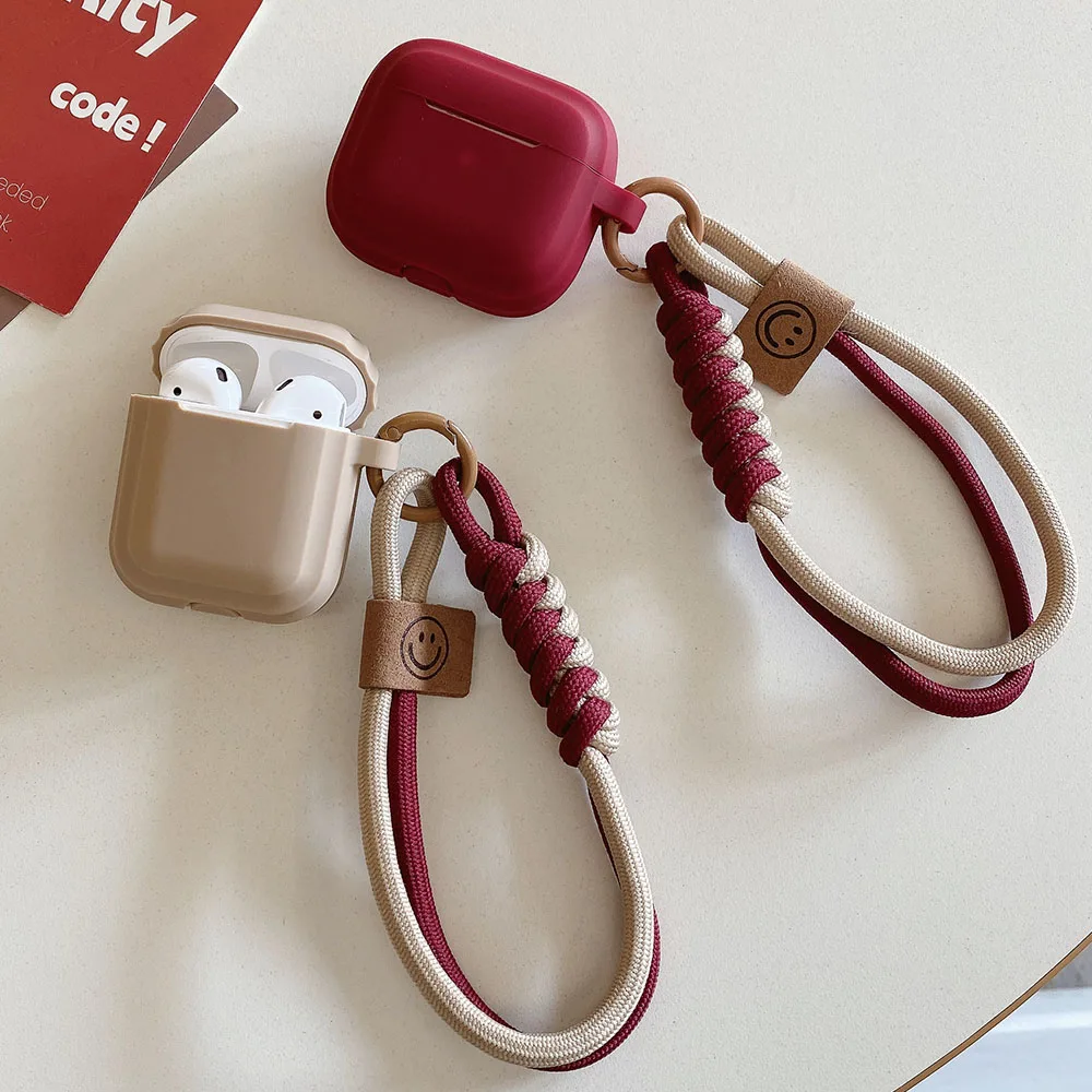 Apple Airpods 4 1 2 Pro 3 Funda 무선 블루투스 보호 커버 용 스마일 핸드 스트랩 이어폰 케이스가있는 간단한 소프트 실리콘