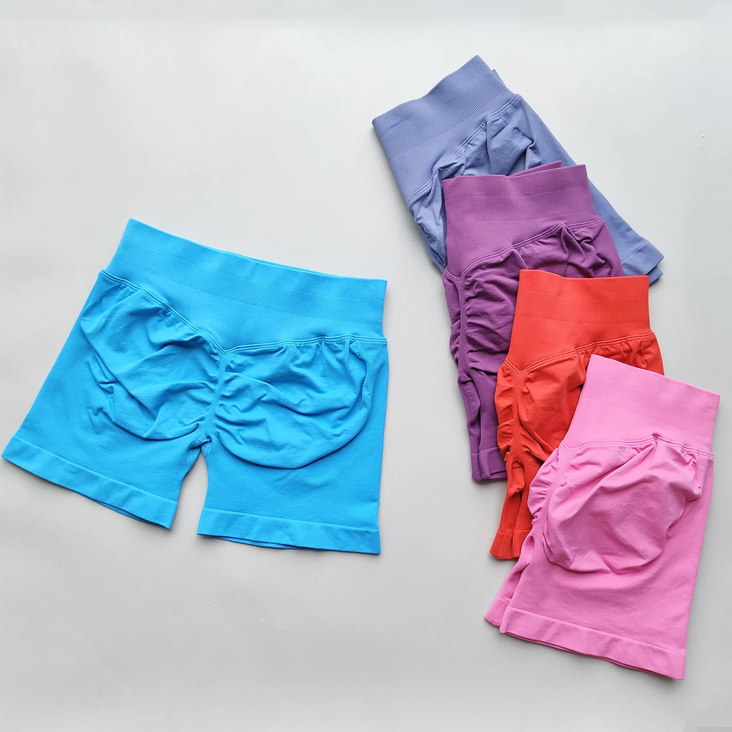 ARFTE Shorts 4.5 Gym Woman Scrunch Shorts 로우 리브 밴드 운동 Seamless Shorts Booty Hight Stretch Running Gym Sporty Shorts title=ARFTE Shorts 4.5 Gym Woman Scrunch Shorts 로우 리브 밴드 운동 Seamless Shorts Booty Hight Stretch Running Gym Sporty Shorts 