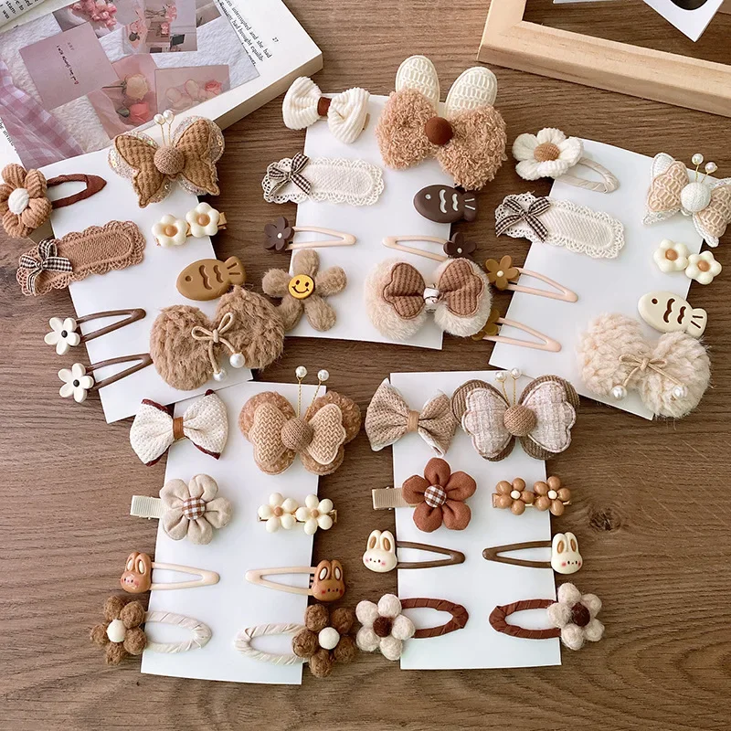 8 개/대 달콤한 소녀 헤어 클립 만화 곰 꽃 Bowknot 머리 핀 유아 소녀 사랑스러운 베이지 커피 색상 아이 아기 모자를 쓰고 있죠