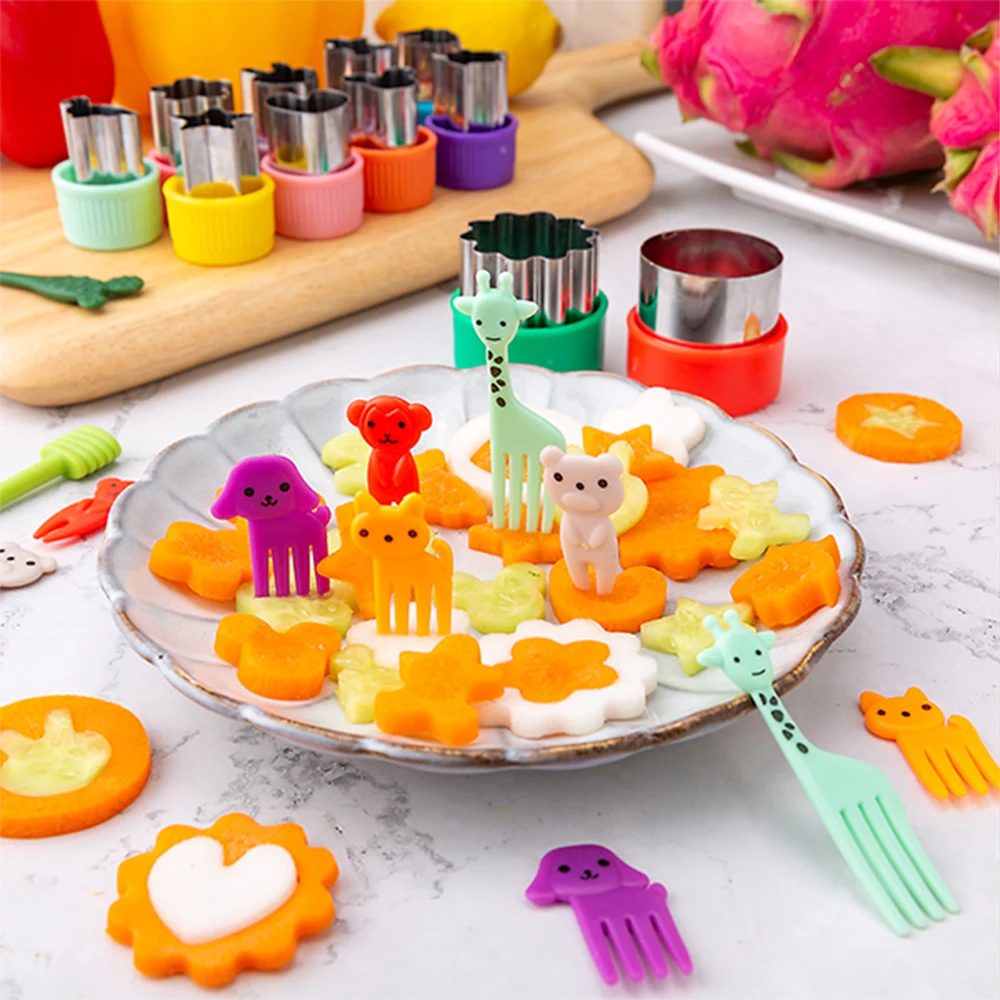 30/48PCS 어린이를위한 샌드위치 커터 세트 음식 쿠키 빵 금형 제조 업체 과일 야채 모양 절단 금형 어린이 베이킹 도구