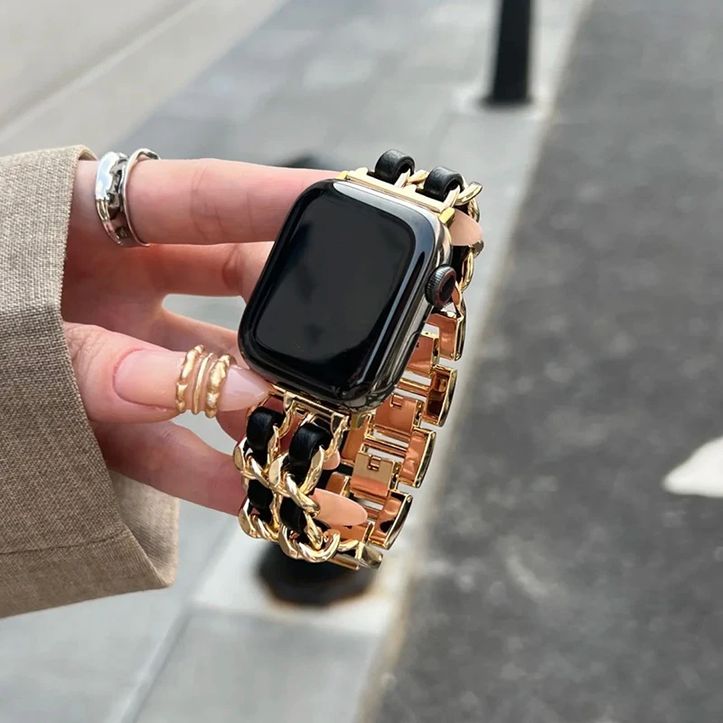 Apple Watch 밴드 용 여성용 금속 스트랩 10 9 8 Ultra 46mm 42mm 49mm 7 SE 6 5 41mm 45mm 44/40mm 레이디 골드 스틸 팔찌 팔찌 title=Apple Watch 밴드 용 여성용 금속 스트랩 10 9 8 Ultra 46mm 42mm 49mm 7 SE 6 5 41mm 45mm 44/40mm 레이디 골드 스틸 팔찌 팔찌 
