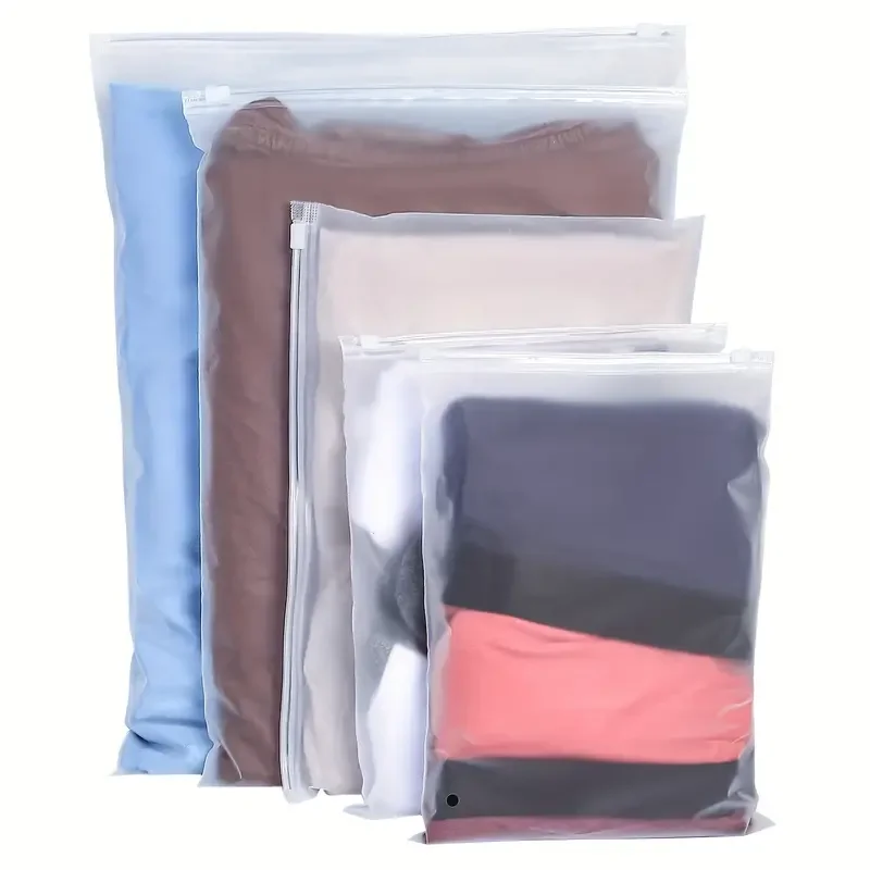 10pcs 서리로 덥은 플라스틱 포장 가방 여행 저장 가방 방수 가방 지퍼 잠금 자체 밀봉 의류 포장 구멍 title=10pcs 서리로 덥은 플라스틱 포장 가방 여행 저장 가방 방수 가방 지퍼 잠금 자체 밀봉 의류 포장 구멍 