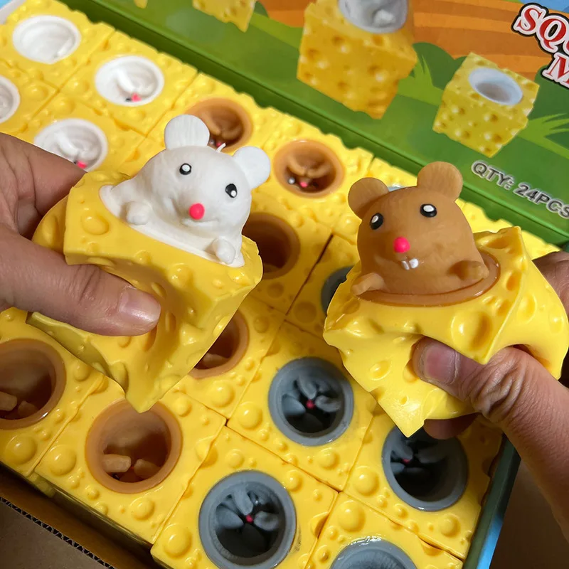 여러 유형 팝업 FunnySqueeze 안티 스트레스 장난감 숨기기 및 찾기 피규어 스트레스 릴리프 Fidget Toys for Kids Adult