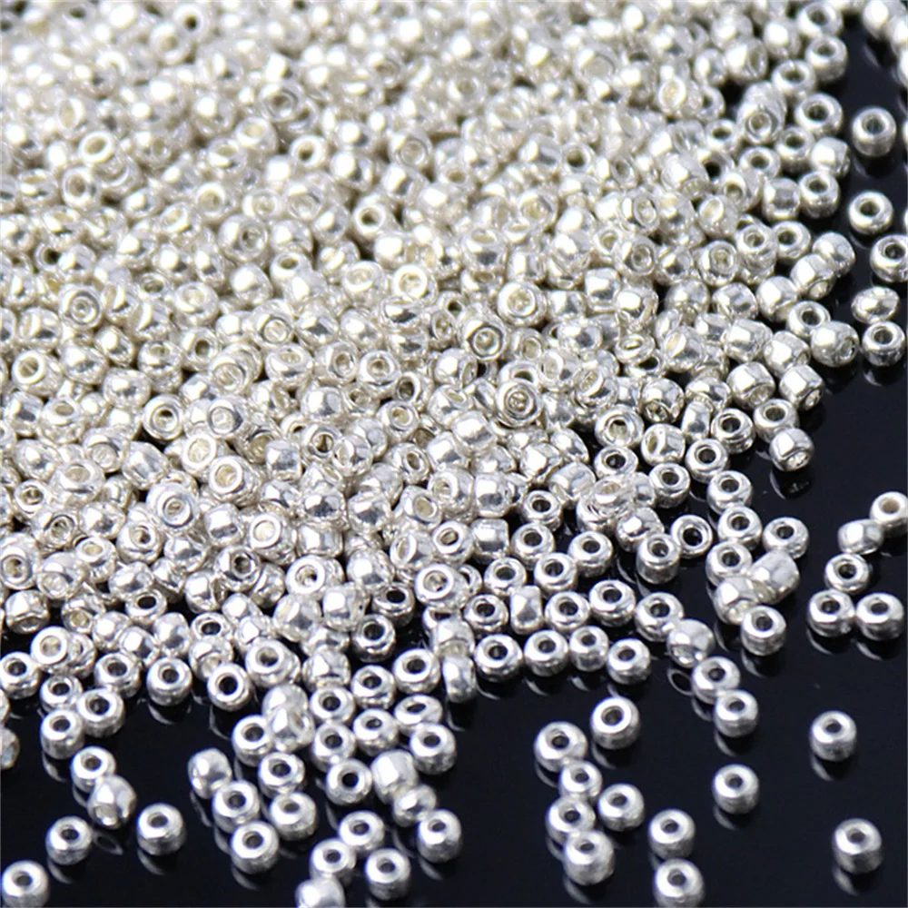 화이트 시리즈 체코 유리 Seedbeads 멀티 크기 1.5mm 2mm 3mm 4mm 라운드 스페이서 비즈 DIY 쥬얼리 의류 액세서리 만들기