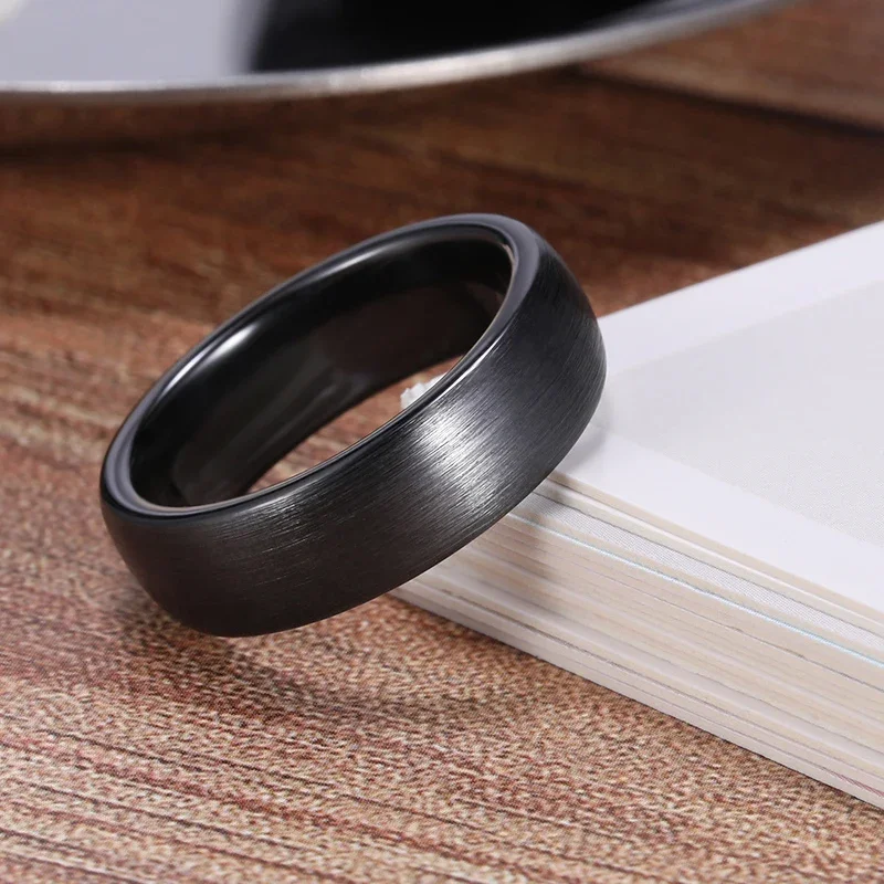 Kolmnsta 세라믹 닦았 블랙 반지 남성 여성 4mm 6mm 8mm 와이드 남성 결혼 반지 매트 anillos mujer 플러스 사이즈 4 ~ 사이즈 14