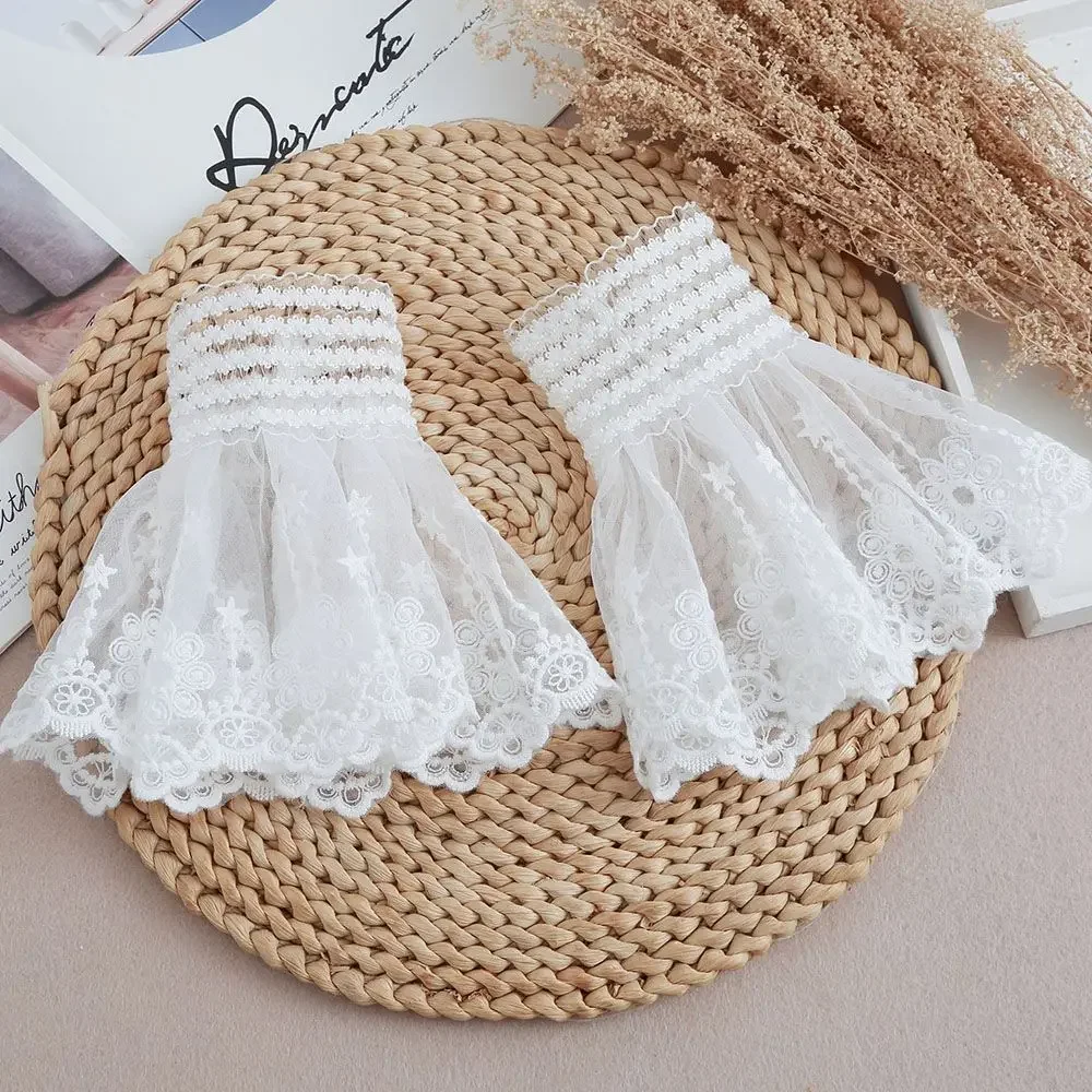 1 쌍 분리형 커프스 레이스 플라워 메쉬 가짜 플레어 슬리브 더블 레이어 Pleated Ruched False Cuffs 스웨터 블라우스 손목 워머 title=1 쌍 분리형 커프스 레이스 플라워 메쉬 가짜 플레어 슬리브 더블 레이어 Pleated Ruched False Cuffs 스웨터 블라우스 손목 워머 